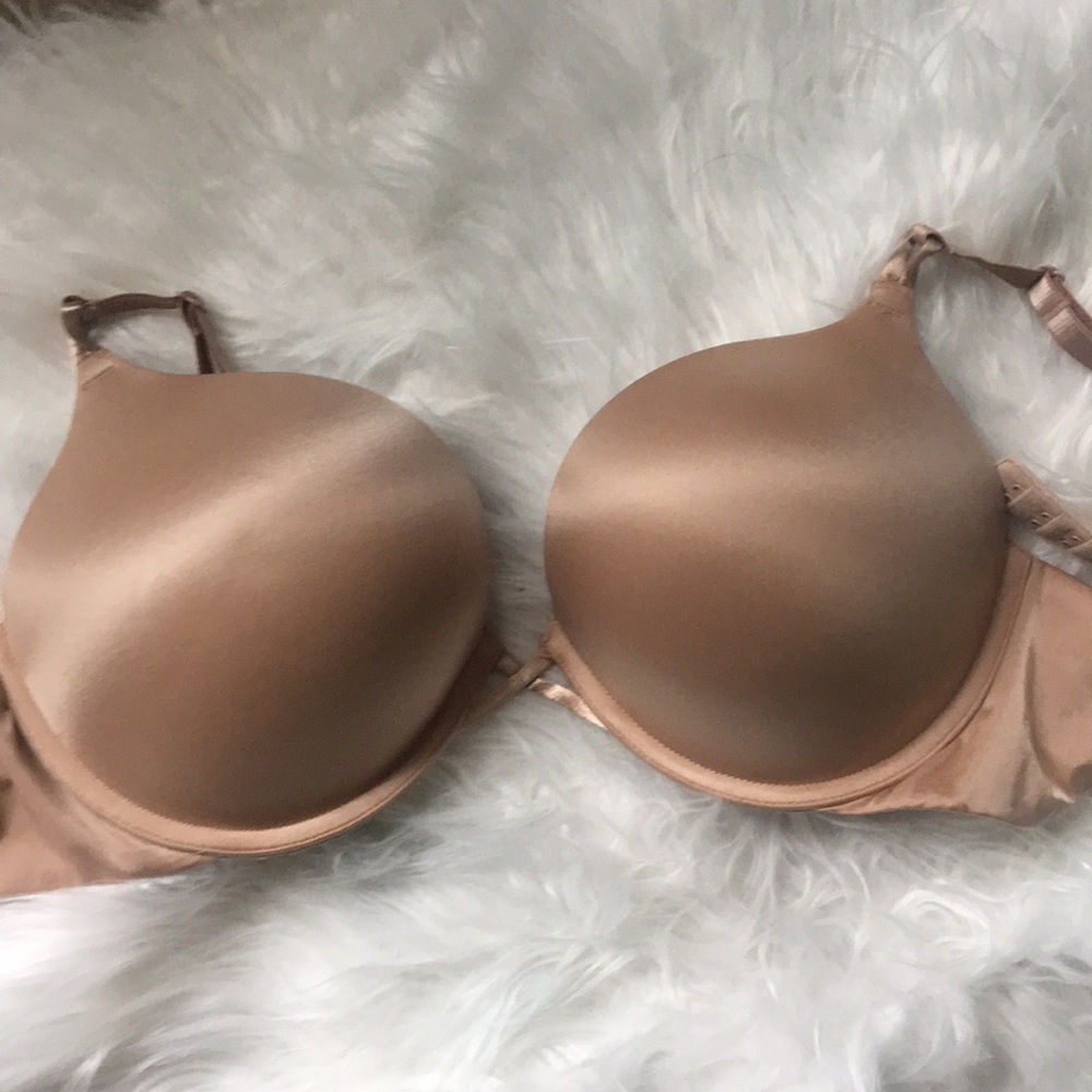 Nude Victoria's Secret Bombshell Plunge Bra